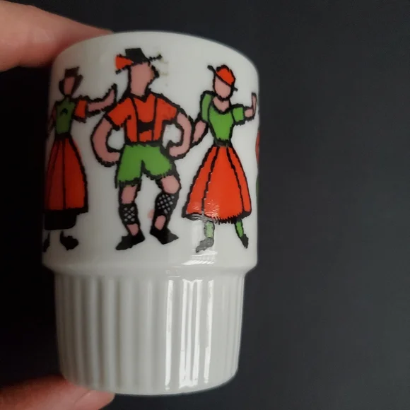 VTG European Folk Art Dancers Porcelain Shot Cup Mug Japan Barware Collectible - Picture 2 of 6